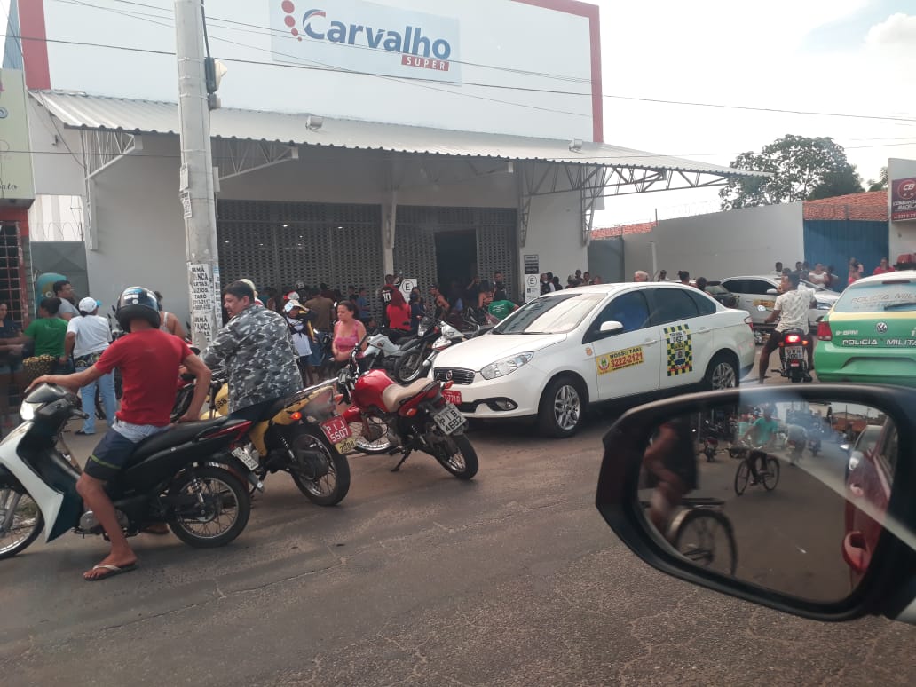 Fiscal de loja tentou conter suspeito de assalto ao Carvalho Super, no bairro São Joaquim